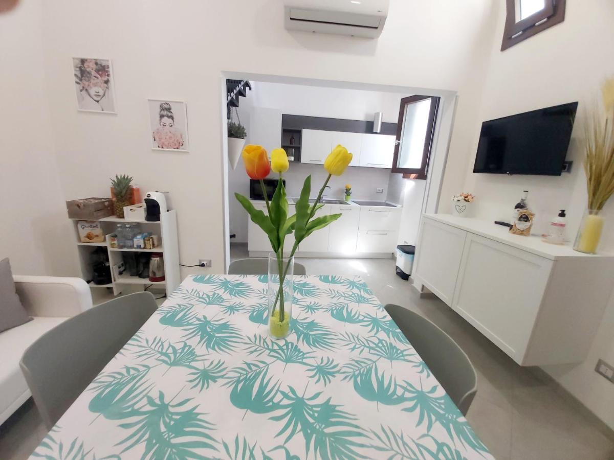 Dimora Asmara 11 15 Apartment Brindisi Exterior photo