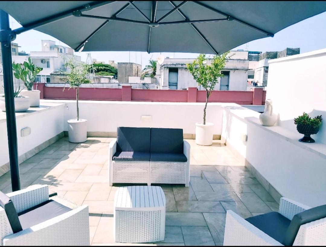Dimora Asmara 11 15 Apartment Brindisi Exterior photo