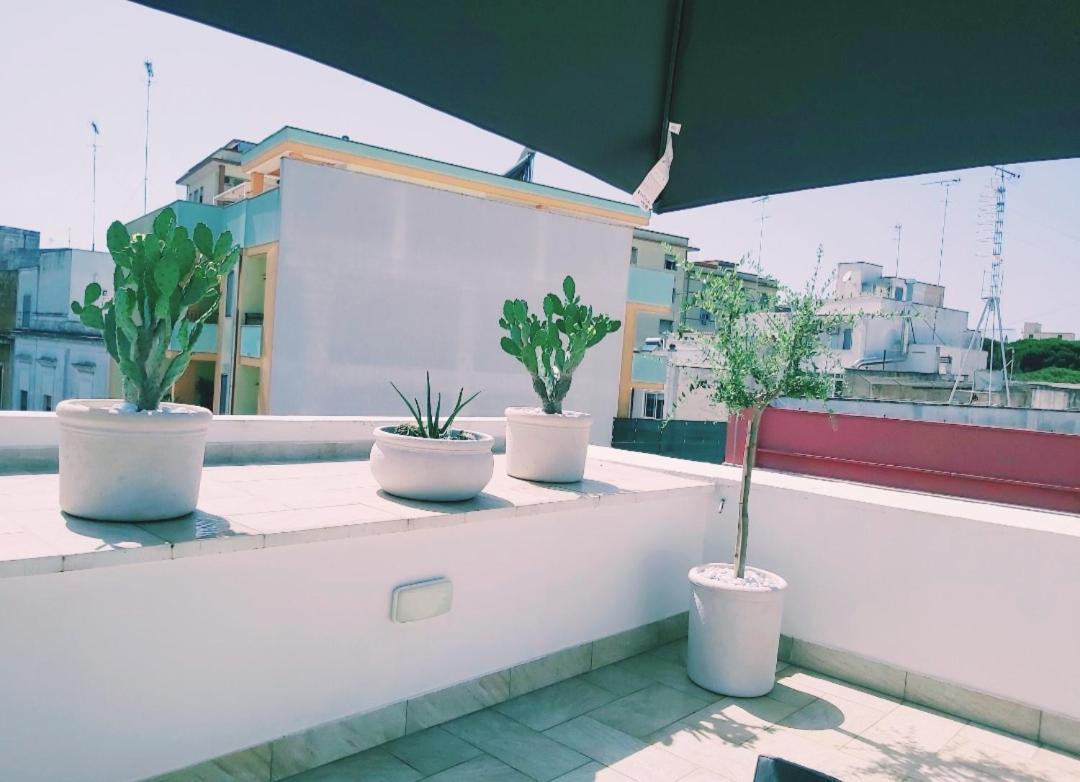 Dimora Asmara 11 15 Apartment Brindisi Exterior photo