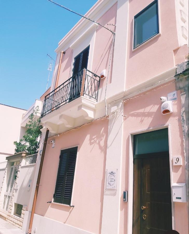 Dimora Asmara 11 15 Apartment Brindisi Exterior photo