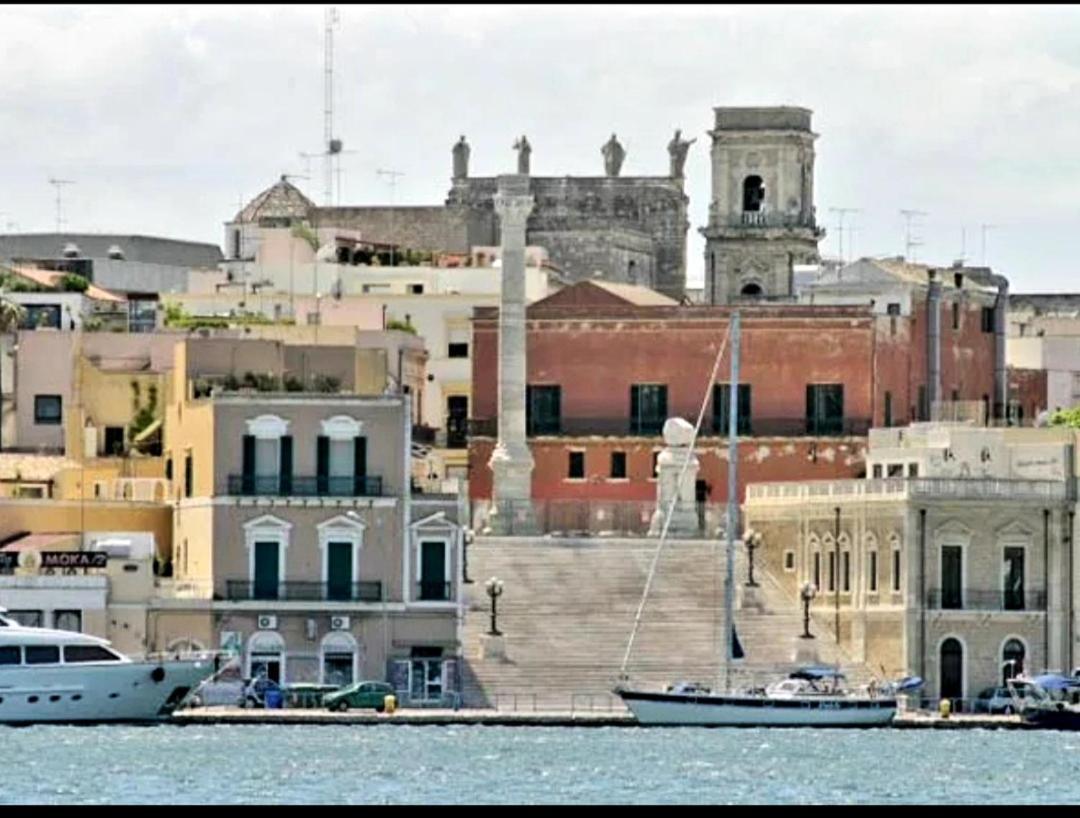 Dimora Asmara 11 15 Apartment Brindisi Exterior photo