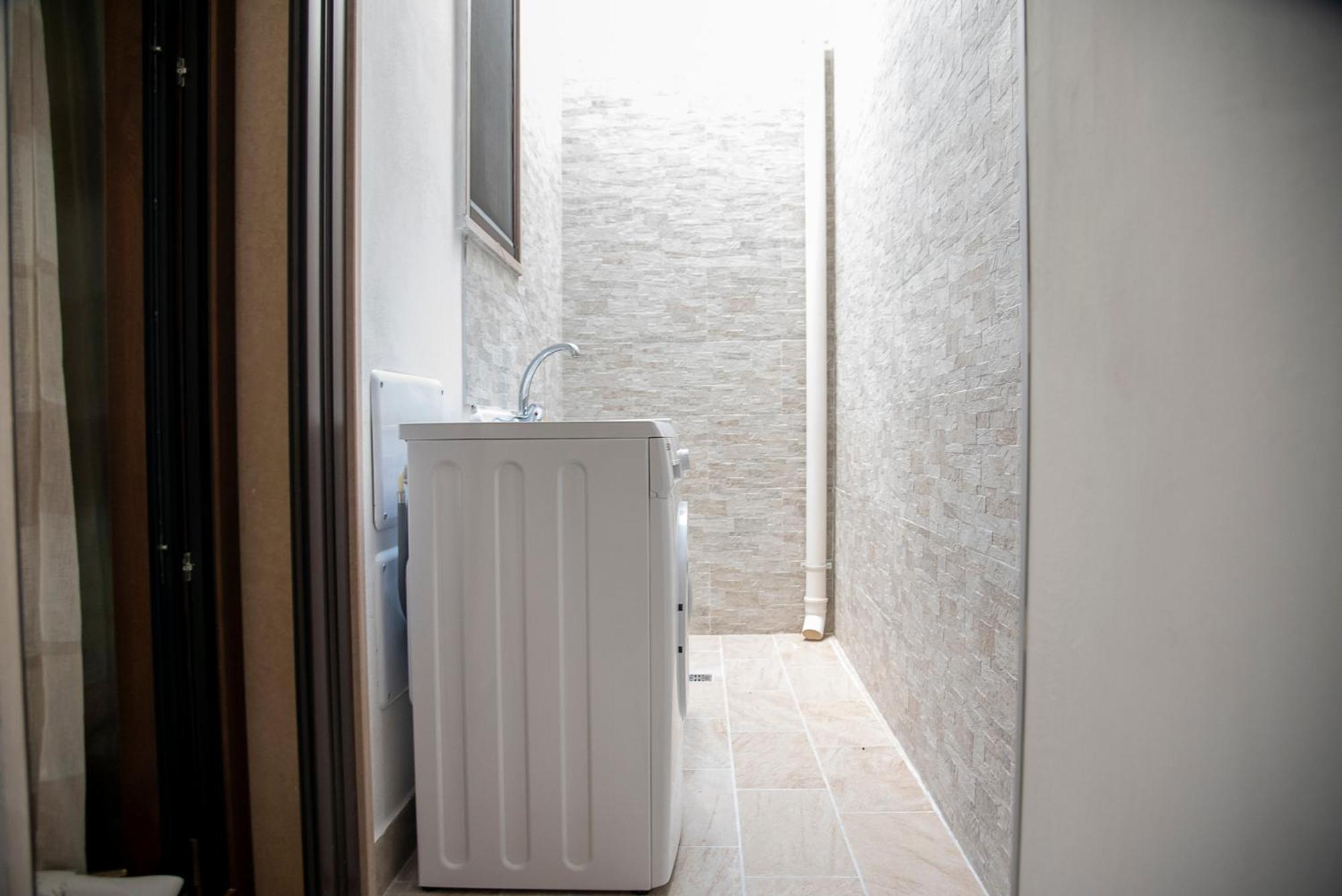 Dimora Asmara 11 15 Apartment Brindisi Exterior photo