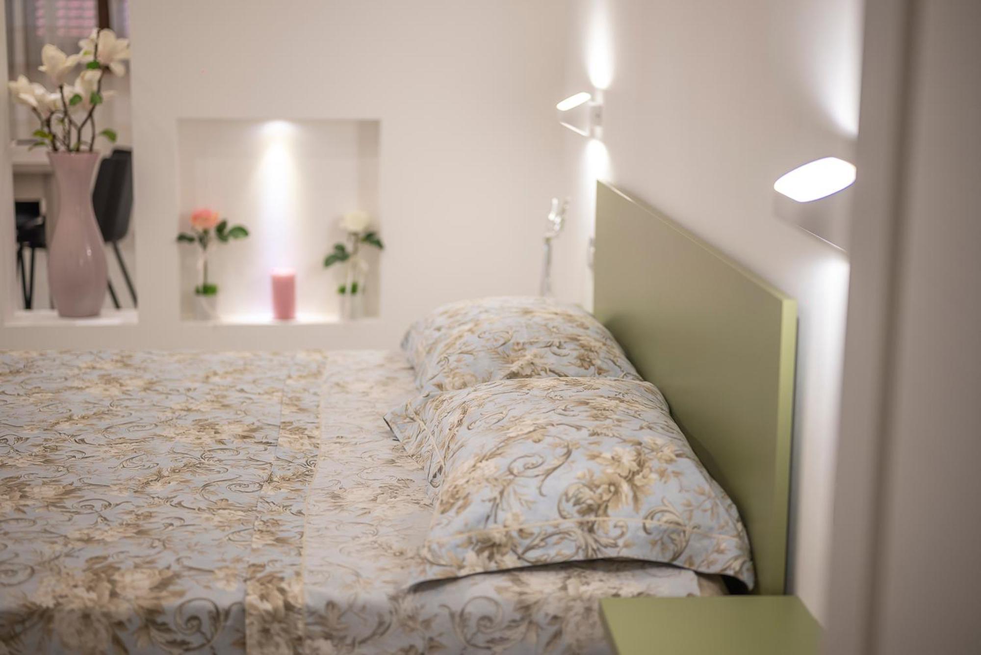 Dimora Asmara 11 15 Apartment Brindisi Exterior photo