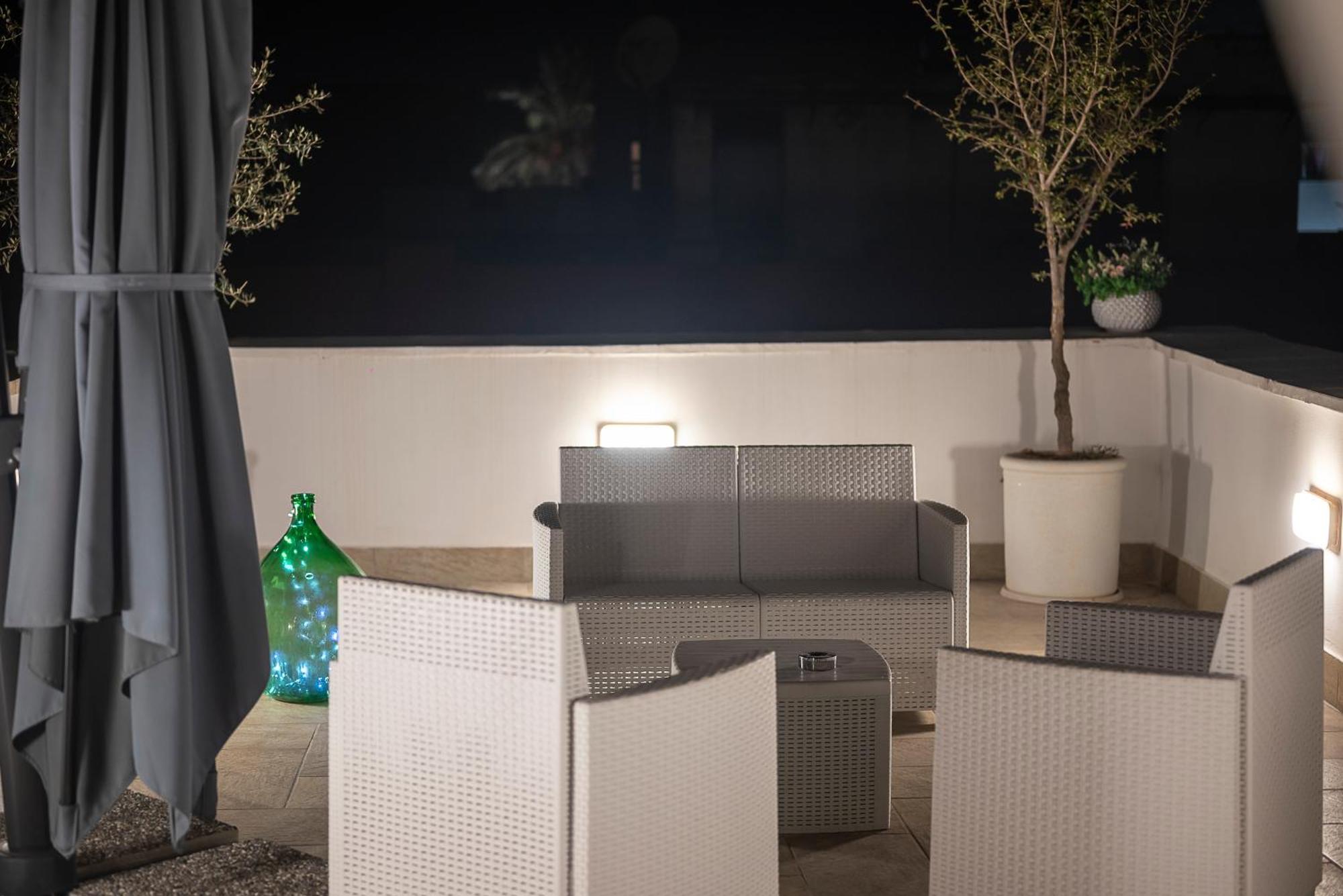 Dimora Asmara 11 15 Apartment Brindisi Exterior photo